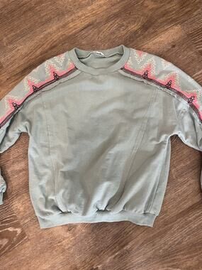 Easel Anthropologie Style Sweatshirt Size S Sage Green Embroidered Sleeve Boho